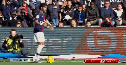 意媒：AC米兰和尤文图斯酝酿球员交易，或用德温特交换加蒂（意媒：米兰与尤文商议互换，德温特或与加蒂对调）