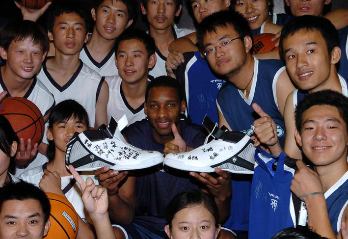 阿斯：齐达内重返皇马的传闻不属实，他明夏将接手法国队（阿斯辟谣：齐达内无缘重返皇马，预计明夏执掌法国队）