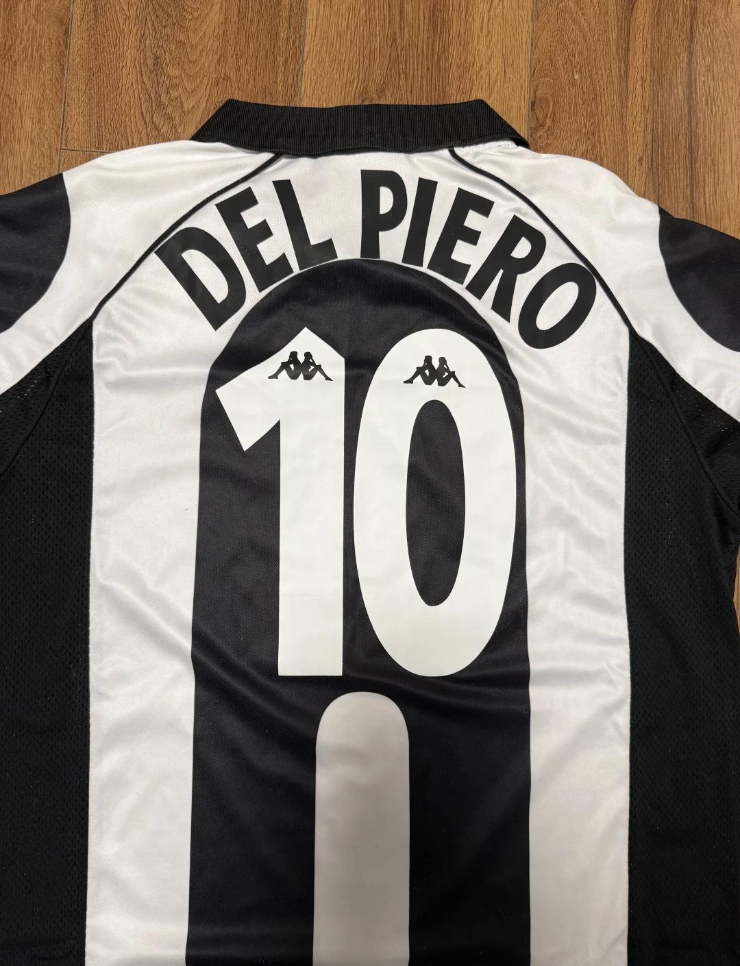 比肩拜仁，利物浦成第二支欧冠3次客胜国米的球队（追平拜仁纪录：利物浦成欧冠客场三胜国米的第二支球队）