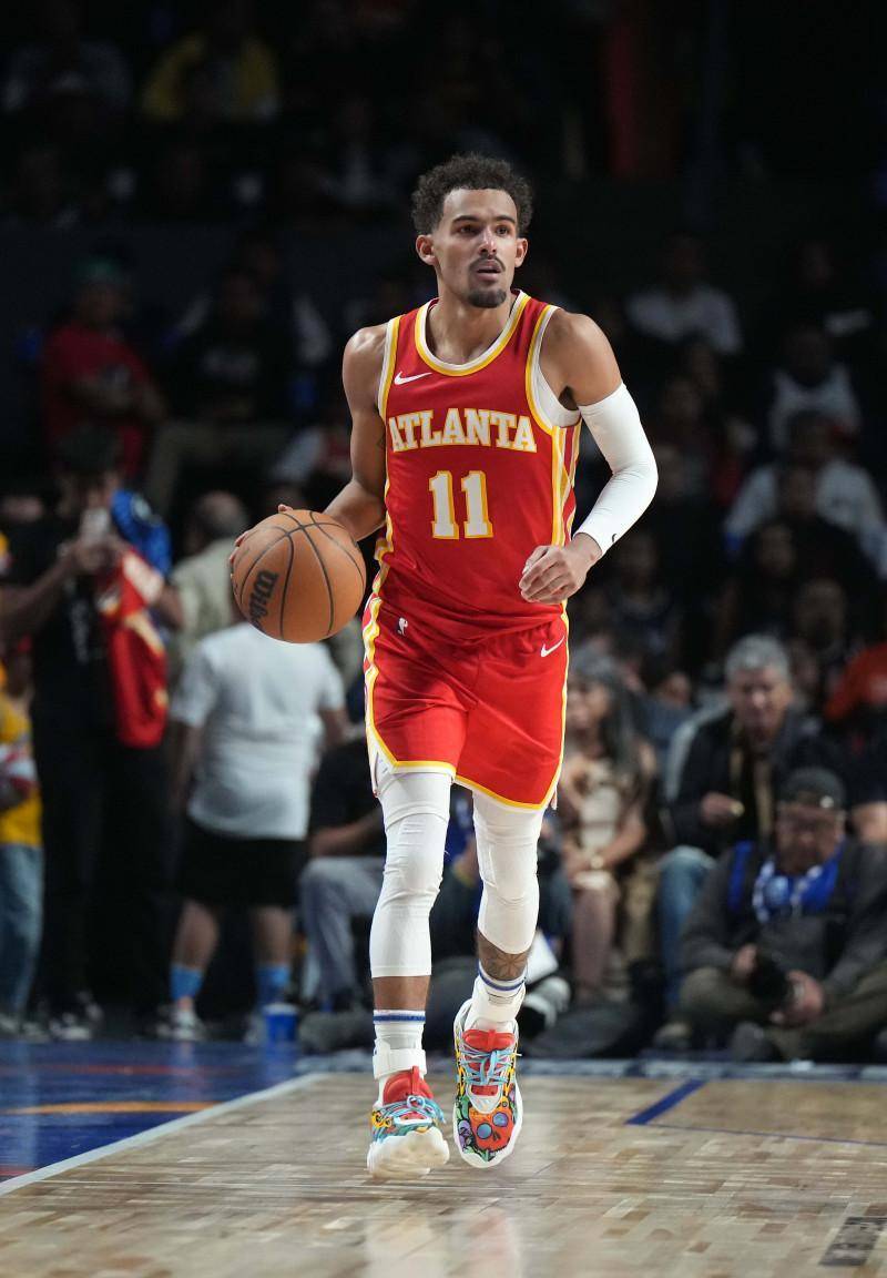 哈里森·巴恩斯成马刺队史最老30+5+5且命中5三分球员（哈里森·巴恩斯成为马刺史上最年长拿下30+5+5且命中5记三分的球员）