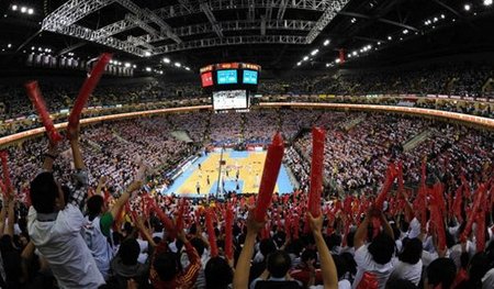 半场战报：乌迪内斯0-1热那亚，马利诺夫斯基点射（半场：热那亚1-0领先乌迪内斯，马利诺夫斯基点球命中）