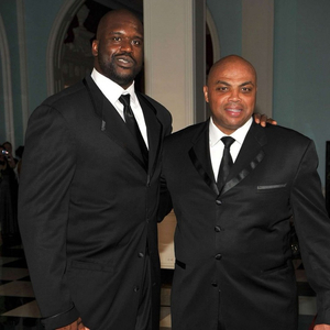 格拉利什连场高光表现奠定胜局（格拉利什连场神勇助队锁定胜局）