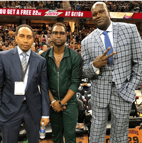 记者：萨拉赫不会随队出征国米，决定由高层和斯洛特共同作出（记者：俱乐部高层与斯洛特共同决定，萨拉赫不随队出征对阵国米）