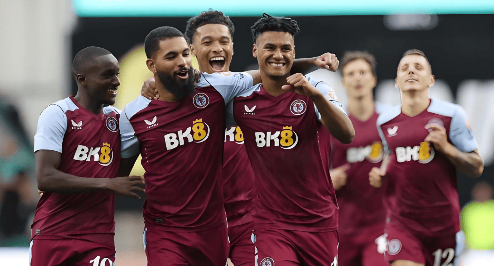 多特门将关键扑救保住胜利（多特门将神扑力保胜利）