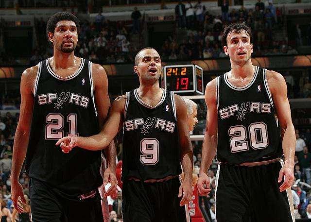 世界杯相遇，英格兰与加纳此前仅在友谊赛有过1次交手（英格兰战加纳：世界杯相逢，此前仅有一场友谊赛交手）